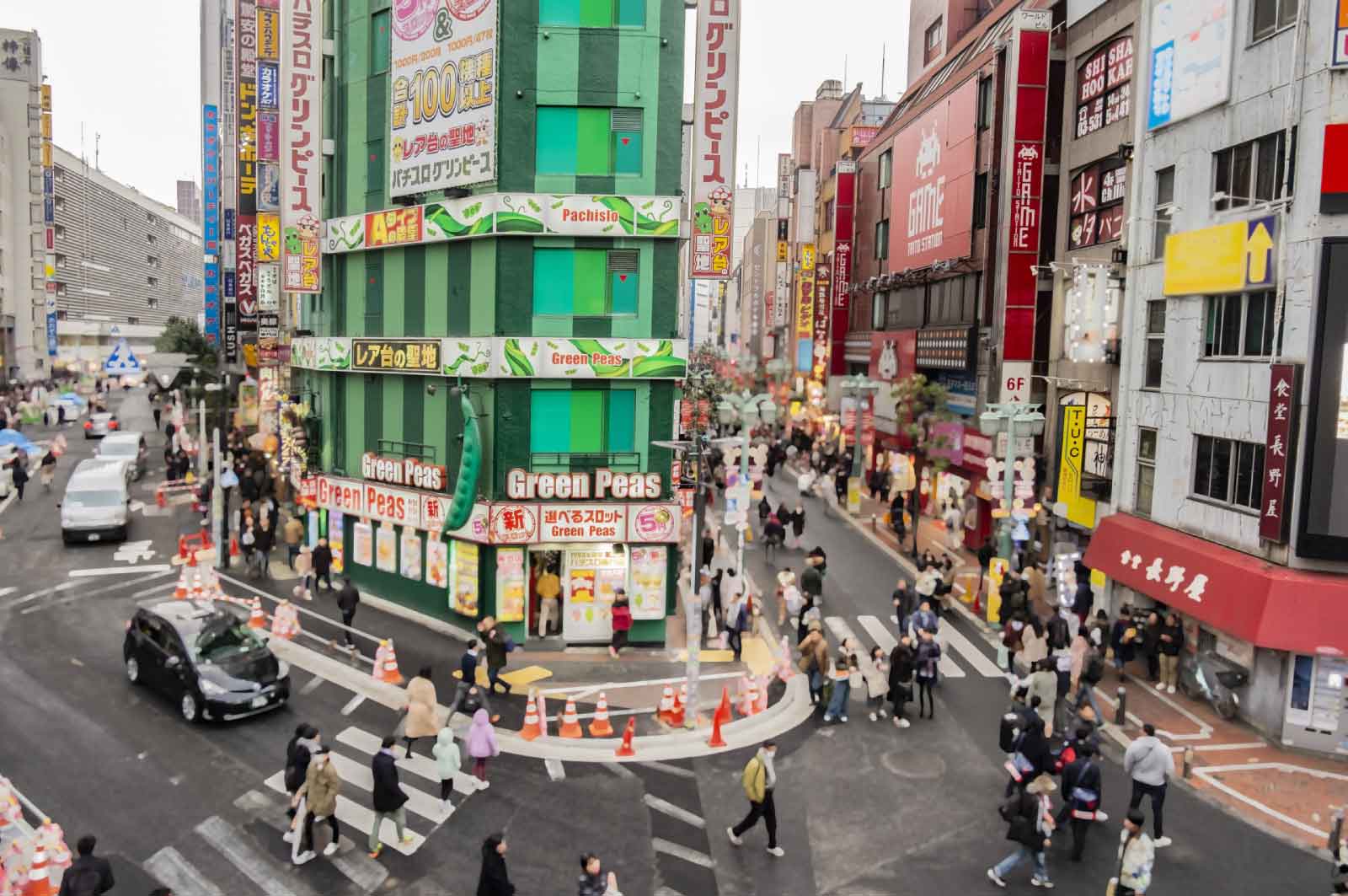 JR新宿駅東南口