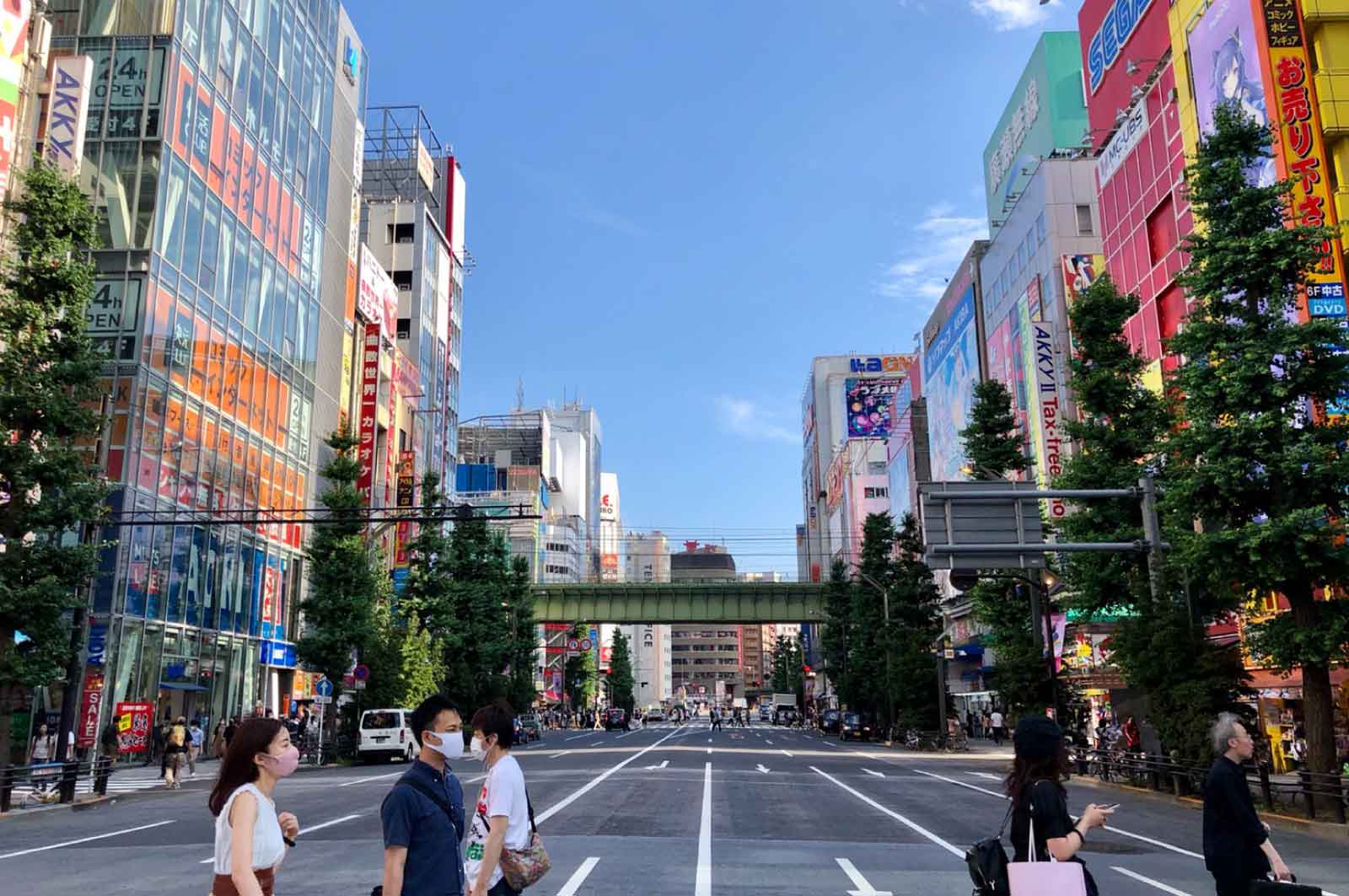 秋葉原(中央通り)
