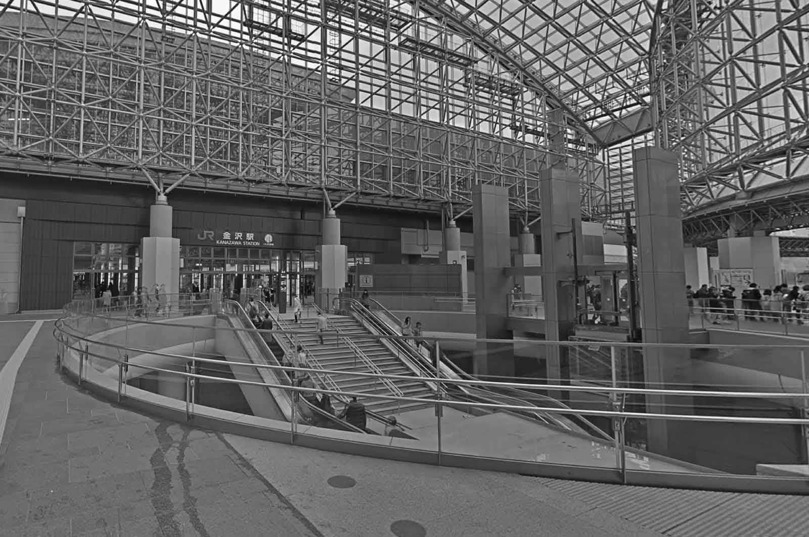 金沢駅