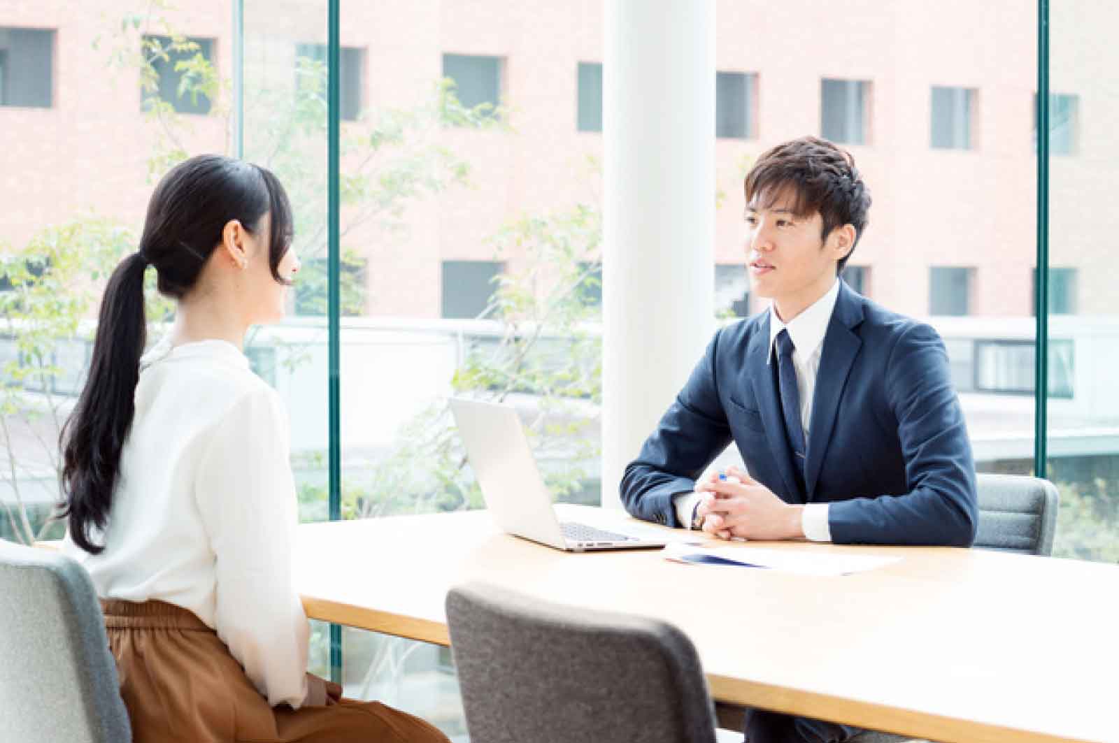 LGBTのパートナーを探す