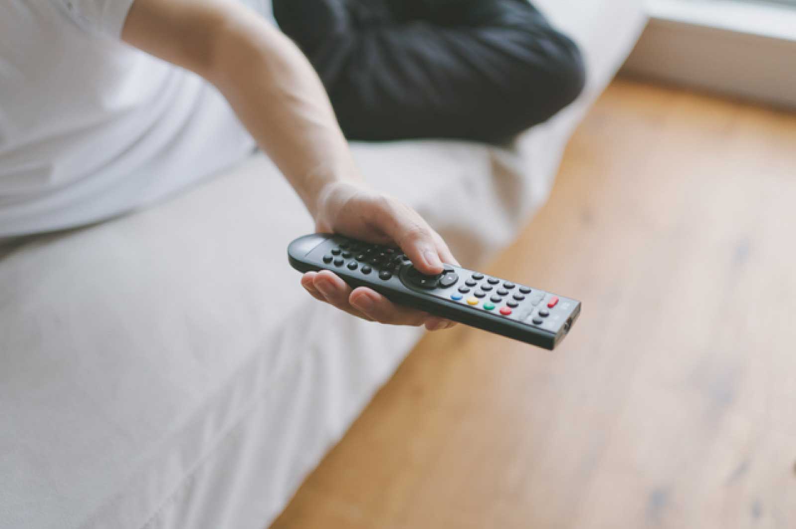 テレビのリモコン